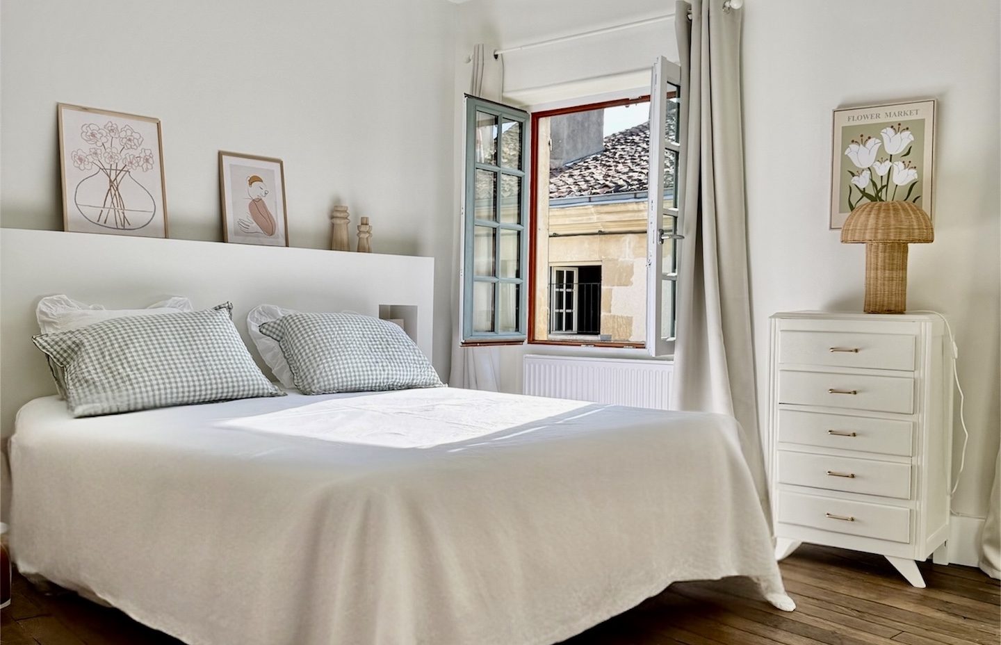 salle petits déjs le clos notre dame 